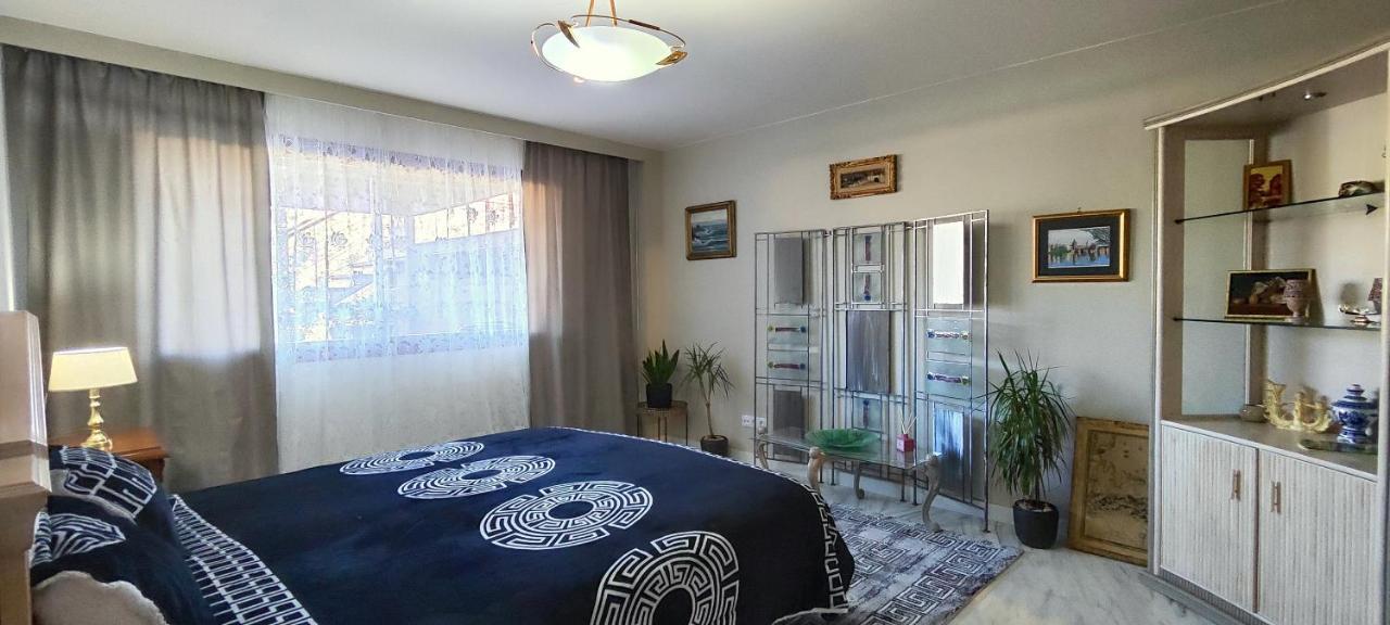 Gorgeous 3 Bedrooms In Villa Natural Reserve Park! Estepona Exteriér fotografie